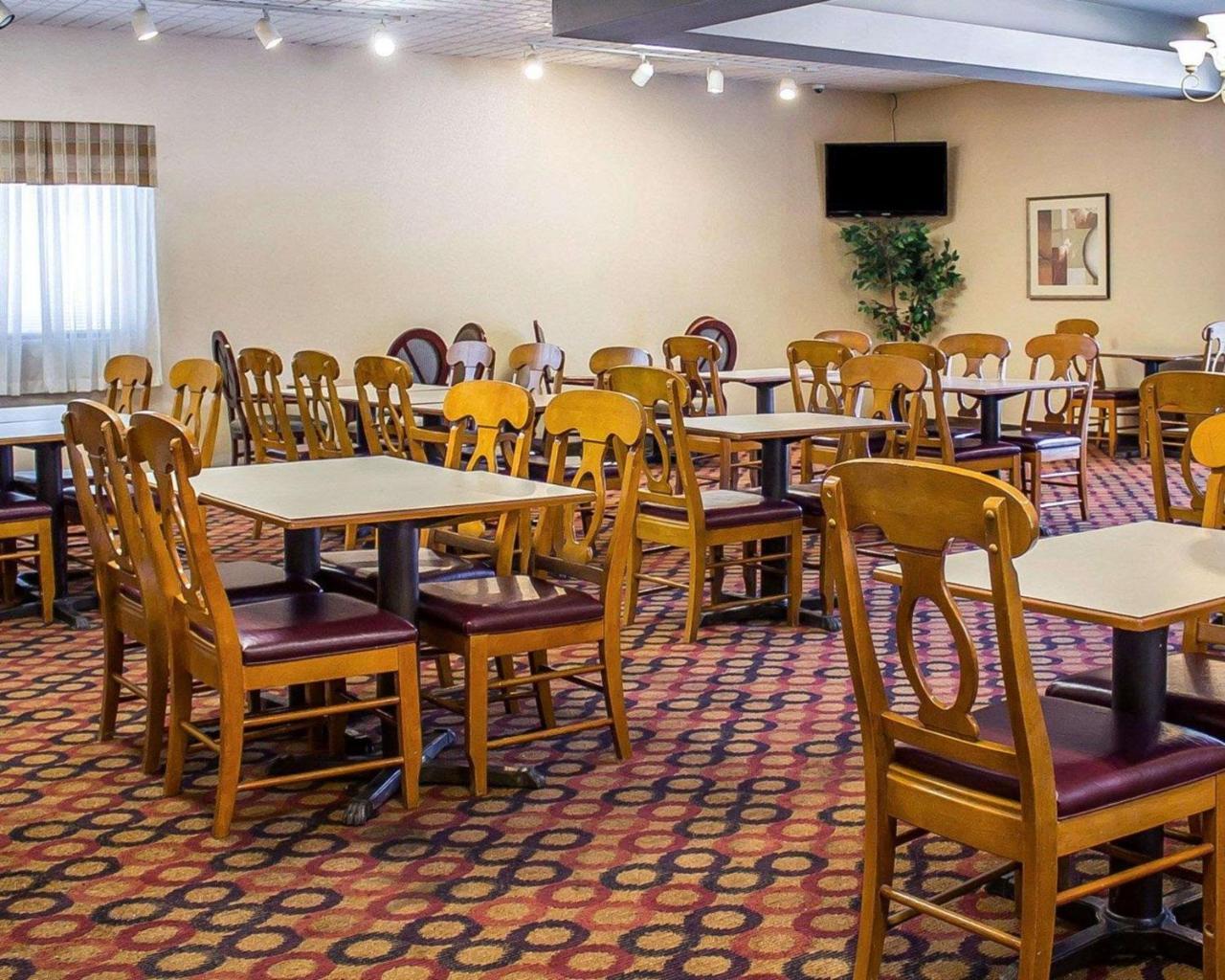 Wilkes-Barre Inn & Suites מראה חיצוני תמונה